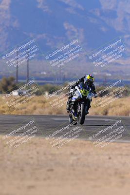 media/Dec-17-2023-CVMA (Sun) [[bf0c04832d]]/Race 2 Amateur Supersport Open/